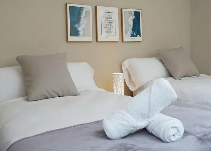 Apartamento Granada Centro. ÁTICO Ayuntamiento